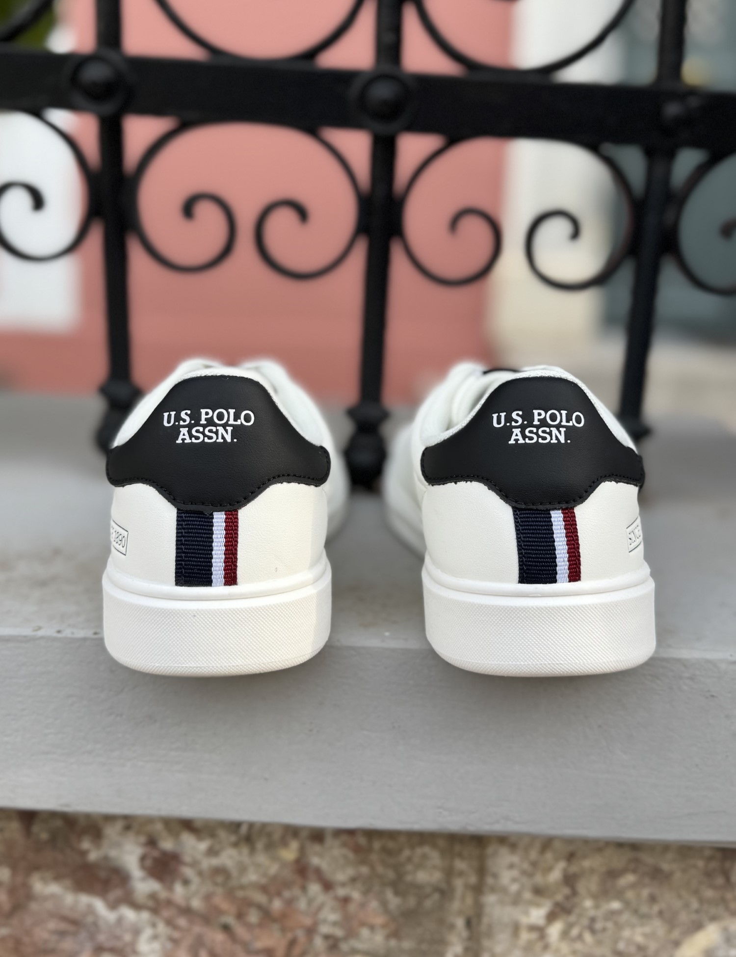 U.S. Polo Assn. ανδρικά λευκα casual sneakers BYRON001DWHIBLK04 φωτογραφία